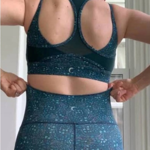 workout Set with small Sports Bra and size 2 leggings (can be sold separately) - Picture 7 of 7